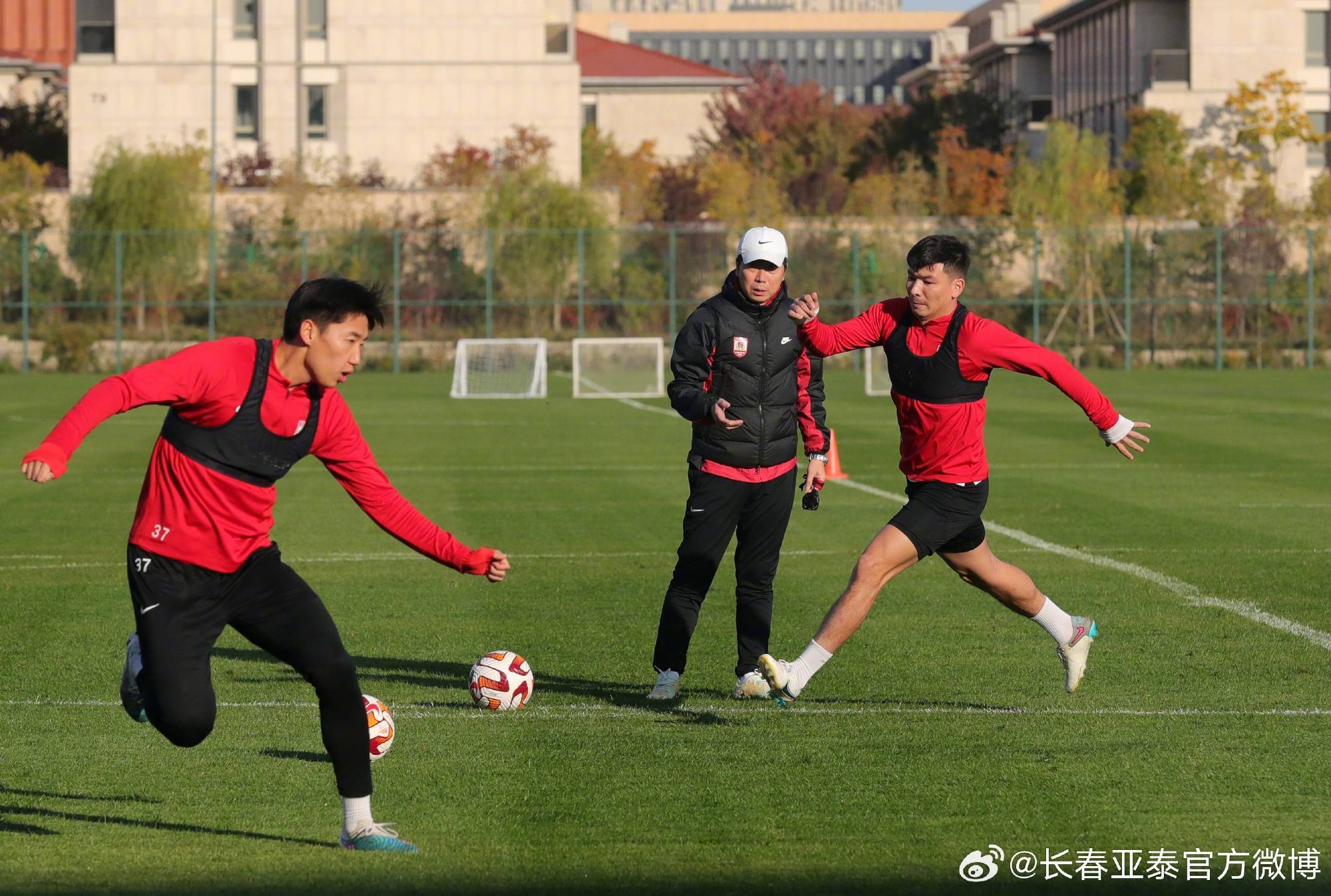 最后时刻体能课后；华盛顿奇才临场应变备战中超；底气十足；训练强度显著提升的简单介绍-九游app官网下载