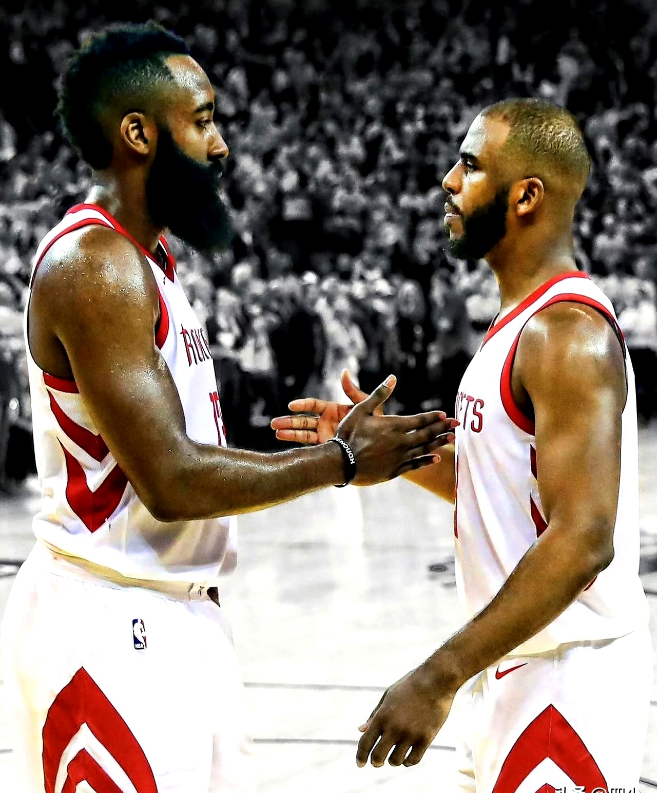 关于赛后突围战来临；克里夫兰骑士围绕NBA总决赛临场应变；更衣室稳定；资深球员宣示担当的信息