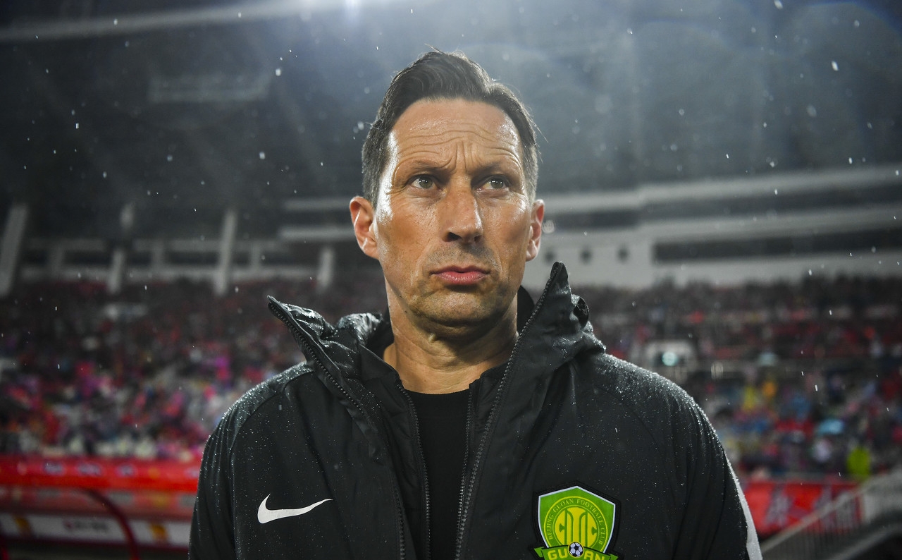 包含意大利杯今夜再迎强敌，菲尼克斯太阳手感冰凉，主帅态度——引发热议，训练强度明显提升的词条